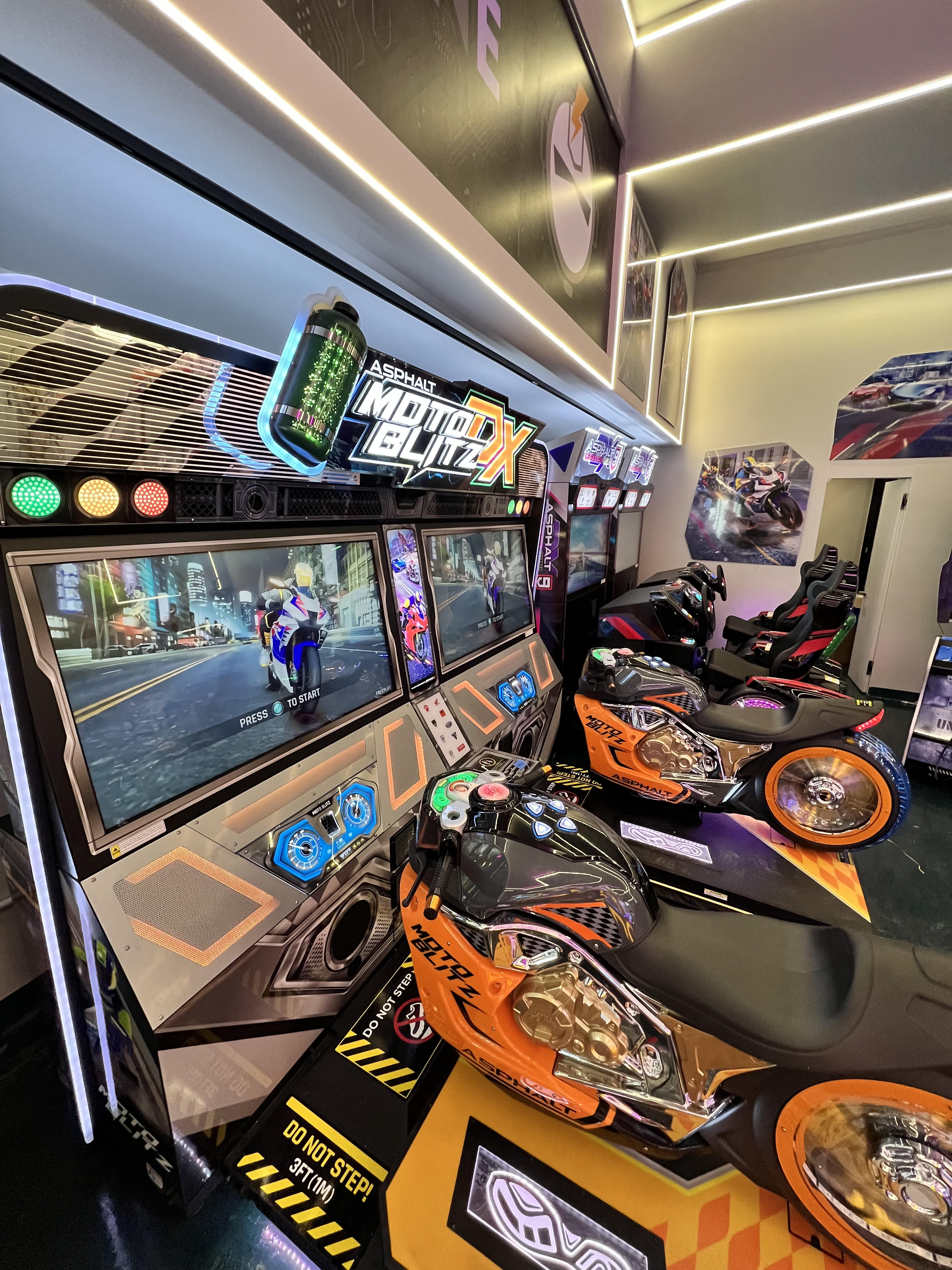 Asphalt MotoBlitz TZ